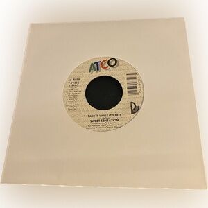 Sweet Sensation "Take it while it's Hot" 45 RPM Vinyle Record Pre-owned Vintage